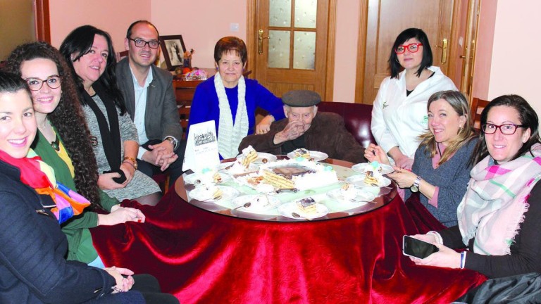 El fuensanteño Francisco Cabrera Ruiz cumple 102 años