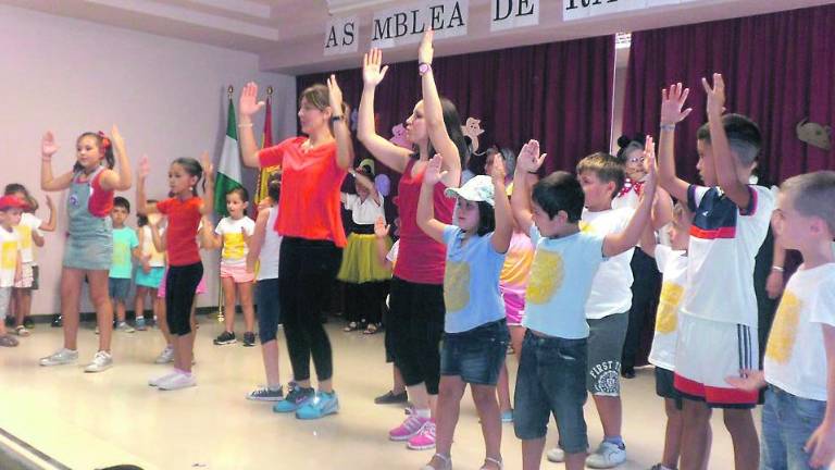 Sentido homenaje a los abuelos