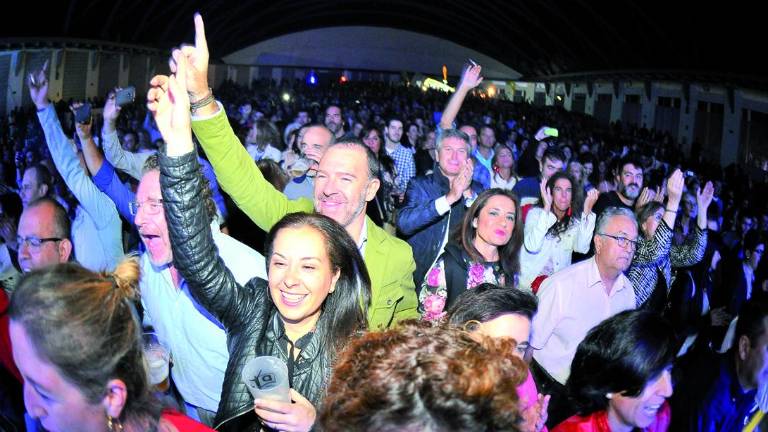 El público pide otra ronda de Tequila El público pide otra ronda de Tequila