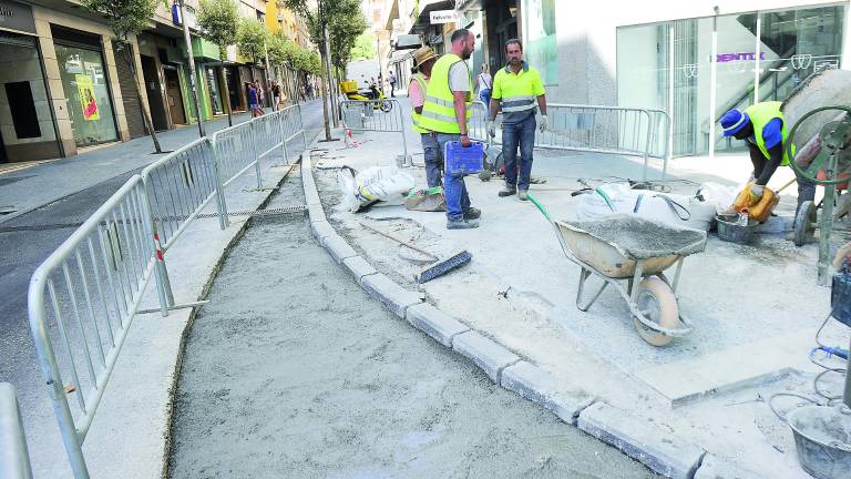 La peatonalización arranca con “obras menores” y entre dudas