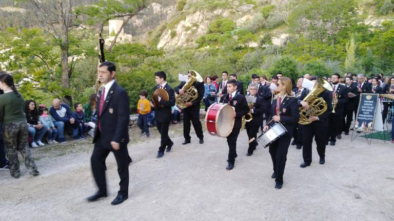 San Isicio levanta pasiones