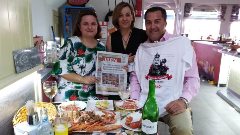 Entrega y pasión a la Virgen Entrega y pasión a la Virgen