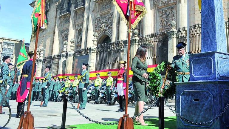 Honor, deber y patria por la Guardia Civil