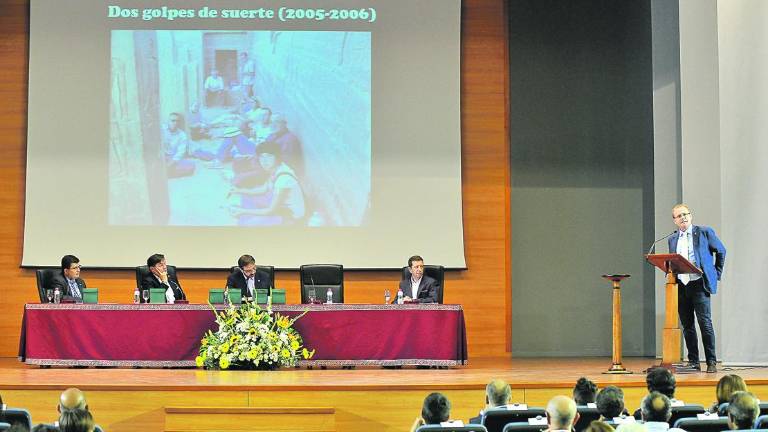 Reconocimientos a la excelencia y el esfuerzo en la formación de posgrado Reconocimientos a la excelencia y el esfuerzo en la formación de posgrado