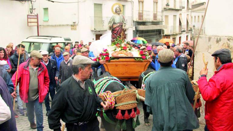 Jornada de ritos, agua y fiesta