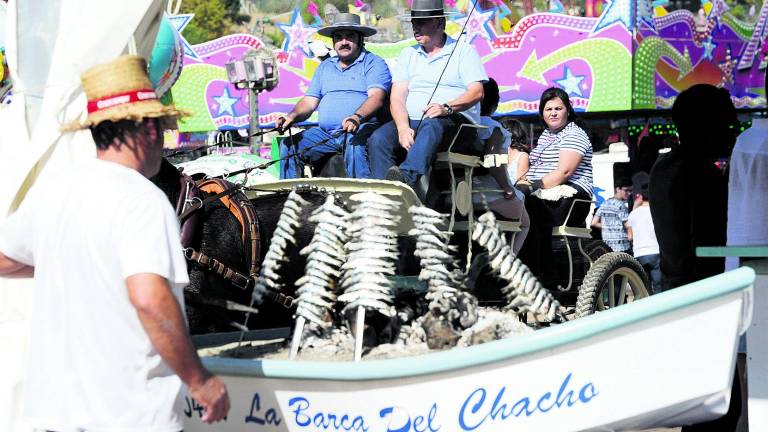 Entre tómbolas y cacharritos, gastronomía de calidad para saciar el apetito en el ferial Entre tómbolas y cacharritos, gastronomía de calidad para saciar el apetito en el ferial