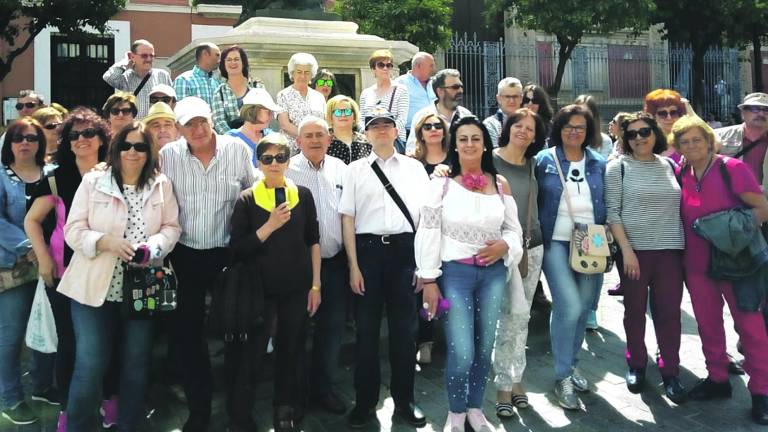 “Huerta de Capuchinos”, tras los pasos de Murillo y de Juan Martínez Montañés “Huerta de Capuchinos”, tras los pasos de Murillo y de Juan Martínez Montañés