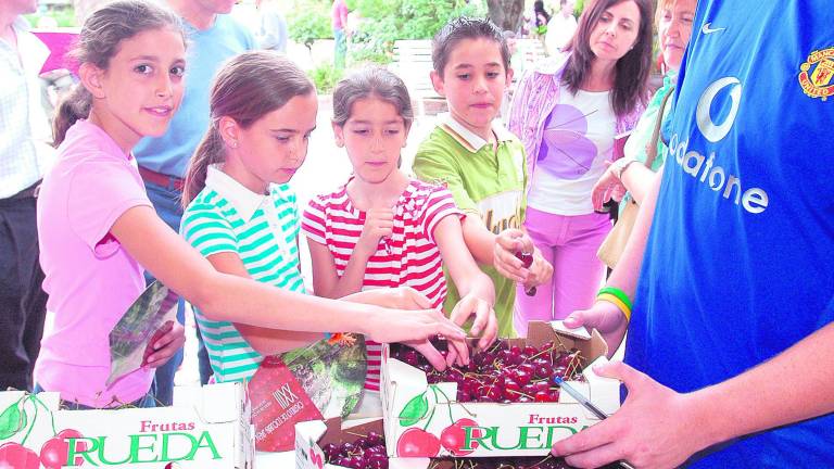 Arranca en Castillo de Locubín la Fiesta de la Cereza