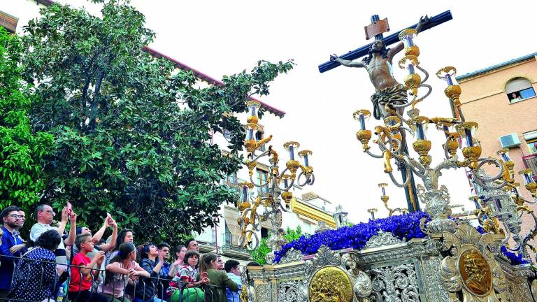 Itinerarios de la Vera-Cruz y la Expiración del Jueves Santo Itinerarios de la Vera-Cruz y la Expiración del Jueves Santo