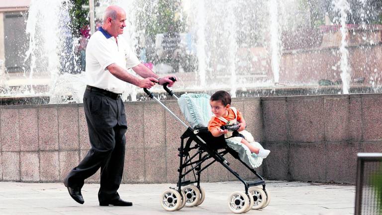 Abuelos, “horas extra” en verano