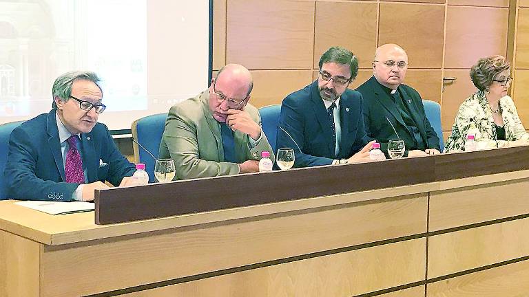 Ciencia para apuntalar la singularidad de la Catedral Ciencia para apuntalar la singularidad de la Catedral