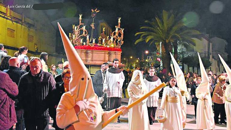 Cautivo y Esperanza entre la juventud Cautivo y Esperanza entre la juventud