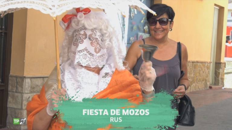 “Andalucía de Fiesta” visita Rus y su desfile de máscaras “Andalucía de Fiesta” visita Rus y su desfile de máscaras