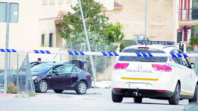 El choque frontal entre dos vehículos deja una fallecida El choque frontal entre dos vehículos deja una fallecida