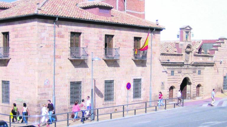 Un aumento de contribuyentes Un aumento de contribuyentes