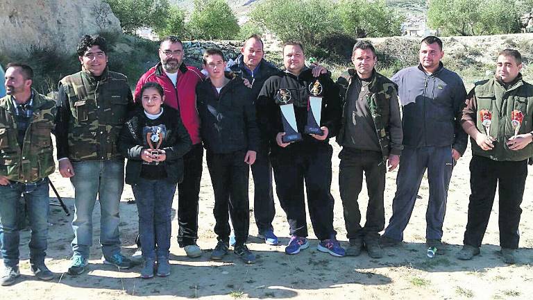 Apoyo masivo al concurso de silvestrismo Apoyo masivo al concurso de silvestrismo