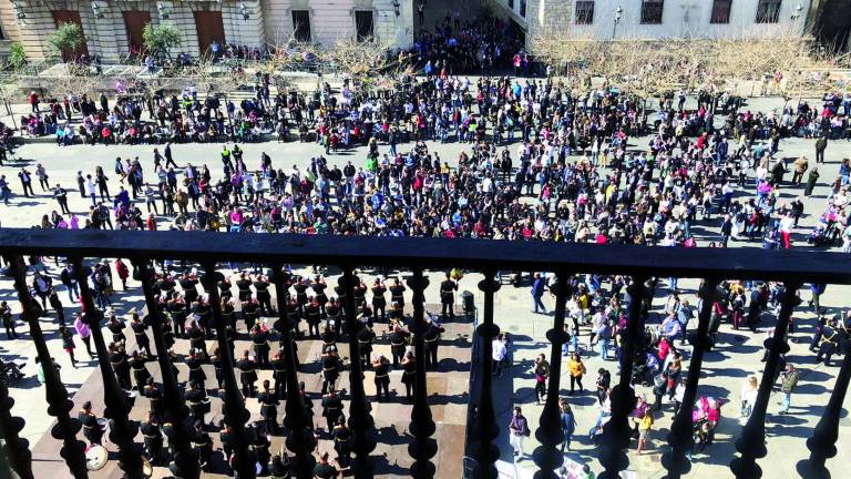 La Plaza de Santa María se llena de sones cofrades con Sonidos de Pasión La Plaza de Santa María se llena de sones cofrades con Sonidos de Pasión