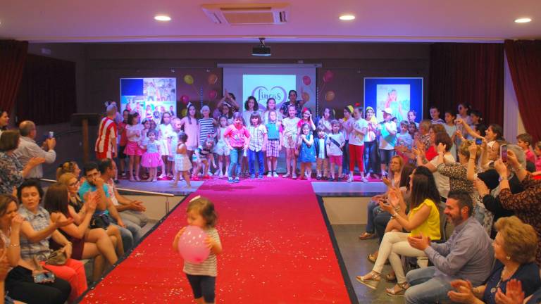 Desfile de moda infantil en Valdepeñas