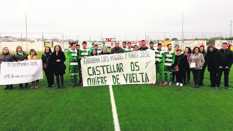Pancartas para que regresen tres menores Pancartas para que regresen tres menores