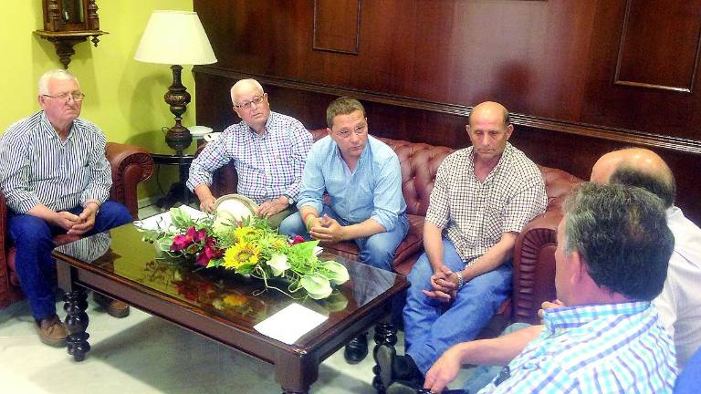 Ronda de reuniones para solucionar las inundaciones Ronda de reuniones para solucionar las inundaciones
