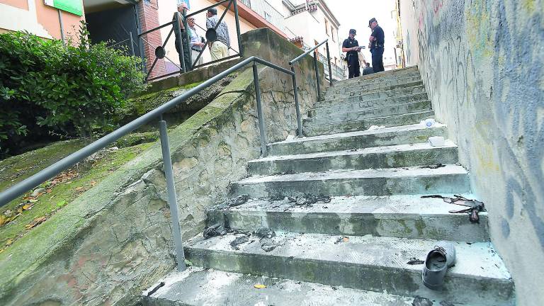 Se quema “a lo bonzo” en las puertas de un juzgado