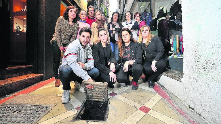 Comerciantes de la calle San Clemente denuncian robos Comerciantes de la calle San Clemente denuncian robos