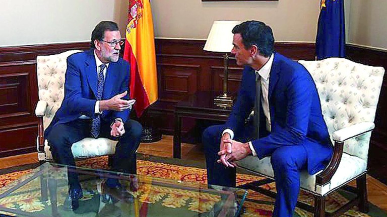 Sánchez convoca a Podemos y Ciudadanos para “colaborar”
