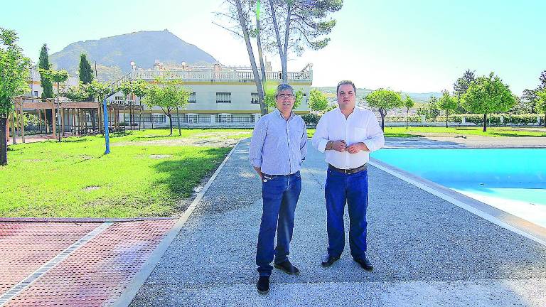 Nuevos trabajos de mejora en la piscina municipal Nuevos trabajos de mejora en la piscina municipal