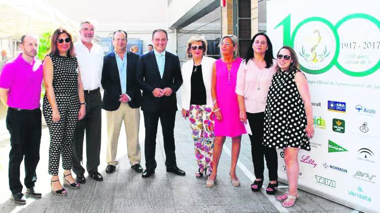 Los servicios farmacéuticos se acercan a los ciudadanos Los servicios farmacéuticos se acercan a los ciudadanos
