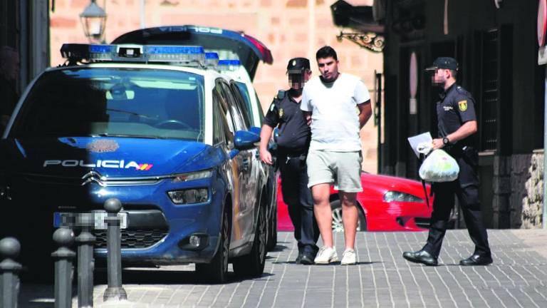 A prisión dos de los jóvenes que agredieron a los policías A prisión dos de los jóvenes que agredieron a los policías