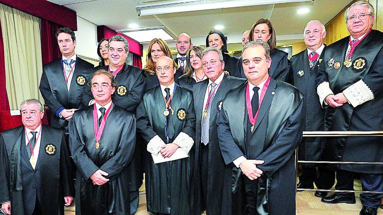 Elogio a la honestidad de la toga Elogio a la honestidad de la toga