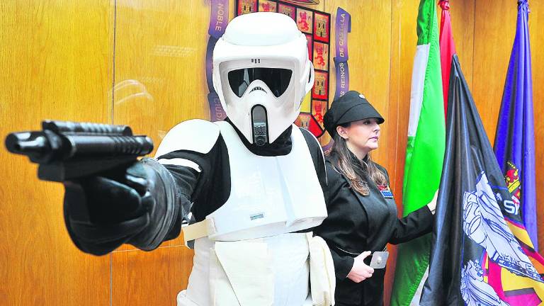 La Guerra de las Galaxias se libra en Jaén por solidaridad La Guerra de las Galaxias se libra en Jaén por solidaridad