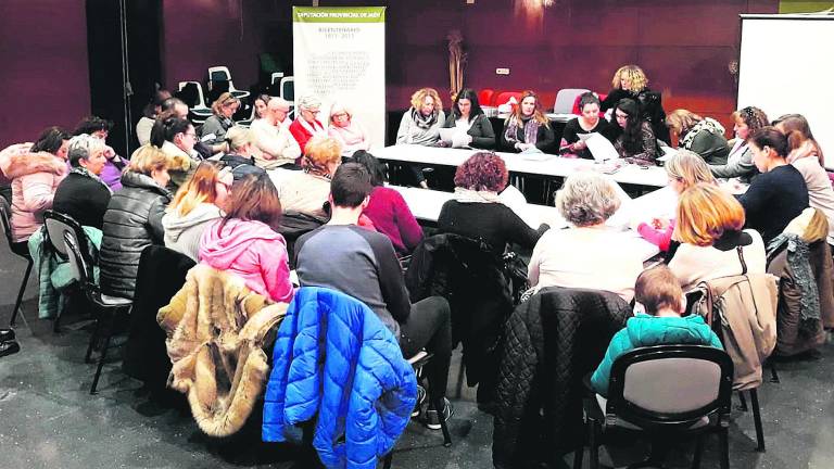 Ternas para la entrega de los Premios Ana López Gallego