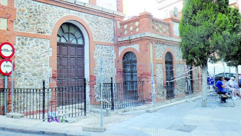 Las obras en la “Cervantes” se reanudarán “en breve” Las obras en la “Cervantes” se reanudarán “en breve”