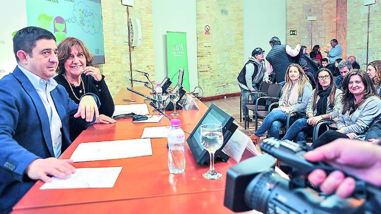 El gran reto de educar a los menores en el uso de la red El gran reto de educar a los menores en el uso de la red