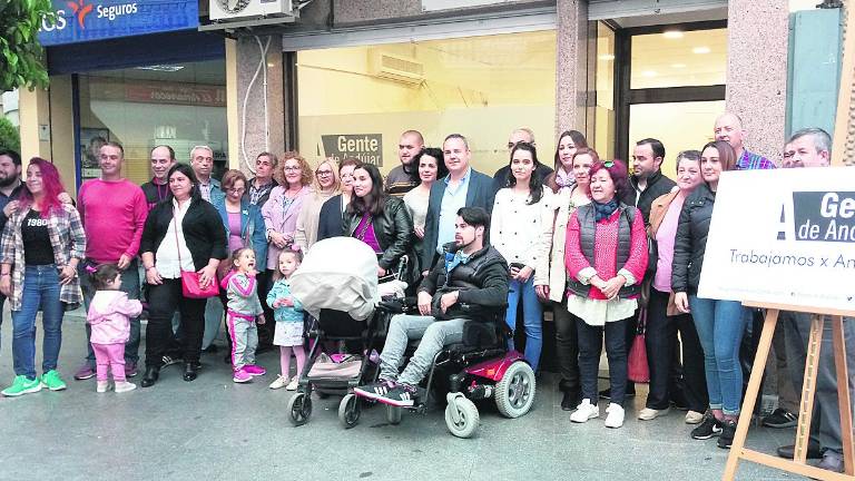 “Gente de Andújar” abre su sede para reunir 500 firmas