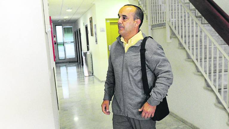 El “youtuber” de las armas, a juicio por un caso de chantaje El “youtuber” de las armas, a juicio por un caso de chantaje