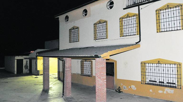 La casa de las luces encendidas La casa de las luces encendidas