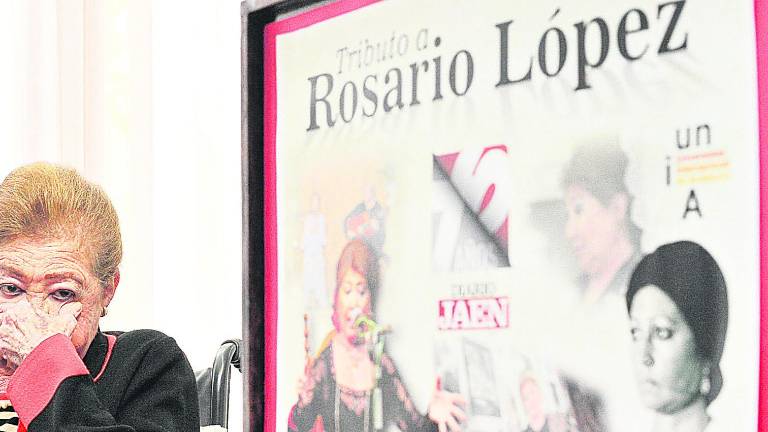 Un emotivo homenaje con mucha lágrima y sentimiento Un emotivo homenaje con mucha lágrima y sentimiento