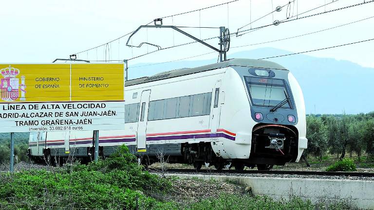 Dos años sin trenes a Granada Dos años sin trenes a Granada