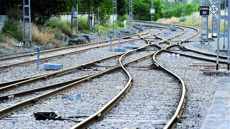 Dinero para el tren del Levante Dinero para el tren del Levante