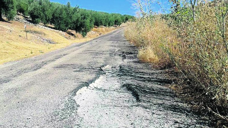 Descontento con la tasa para los caminos de Los Villares