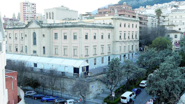 Un juzgado se ubicará en una carpa en el Palacio de Justicia Un juzgado se ubicará en una carpa en el Palacio de Justicia