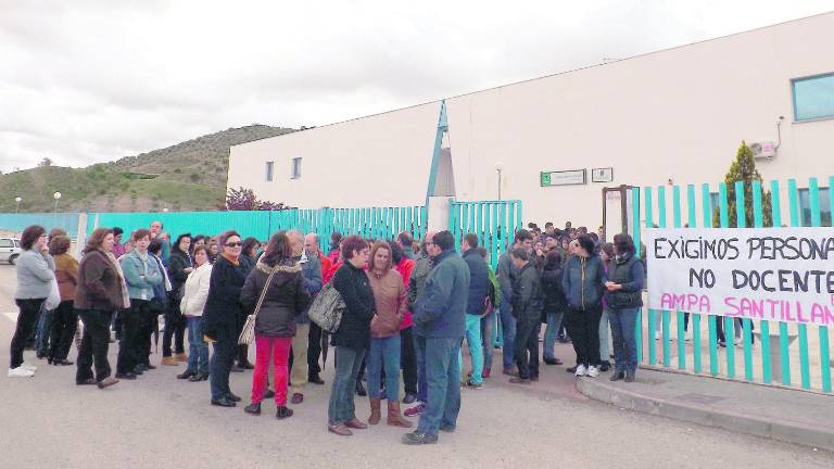 Clamor por más personal en el instituto Sierra Mágina Clamor por más personal en el instituto Sierra Mágina