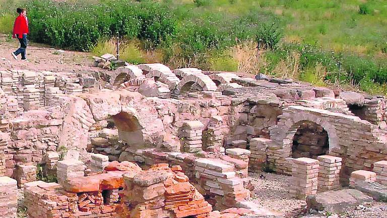 Cástulo abre “de par en par” para mostrar su patrimonio Cástulo abre “de par en par” para mostrar su patrimonio