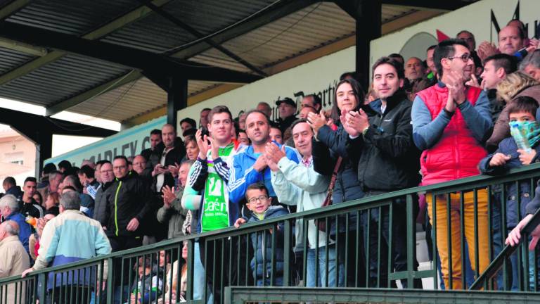 El Mancha Real comienza su campaña de socios y abonados El Mancha Real comienza su campaña de socios y abonados