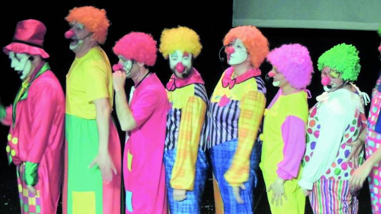 Magia, diversión y solidaridad con los payasos de Favi´s Clown Magia, diversión y solidaridad con los payasos de Favi´s Clown