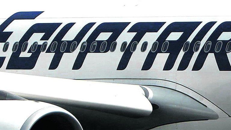 Francia confirma la señal del avión de Egyptair
