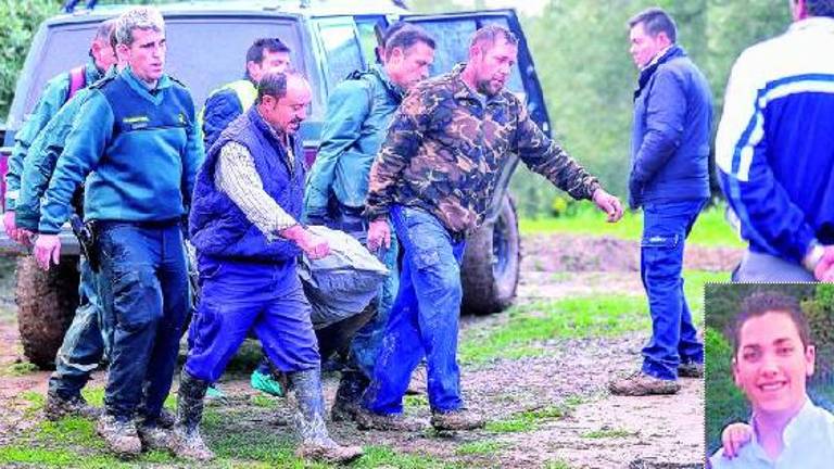 Luto por la muerte del joven que fue arrastrado por el agua en Martos