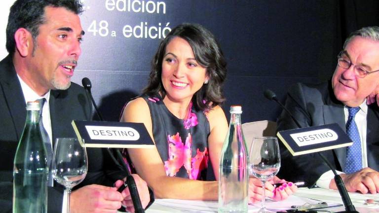 Víctor del Árbol consigue el Premio Nadal de novela Víctor del Árbol consigue el Premio Nadal de novela